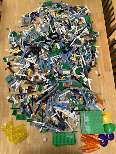 Incomplete lego creator 10247 - incomplete,