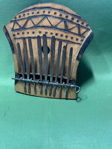 Vintage wooden kalimba - vintage, thumb