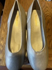 Cosyfeet Court Shoes Baige