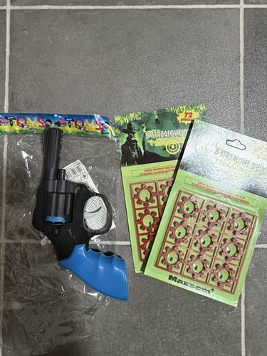 Toy cap gun - 2, of