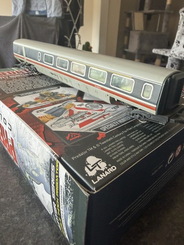 Hornby apt passenger coach - hornby,