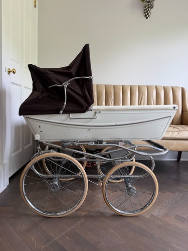 Silver cross balmoral pram - silver,