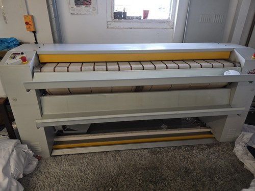 Commercial roller ironing - ,