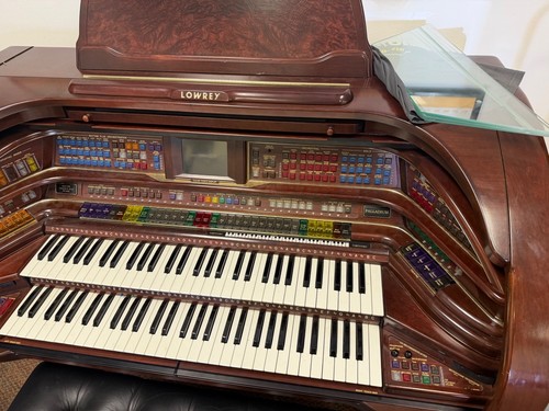 Lowey royale electric organ - lowey,