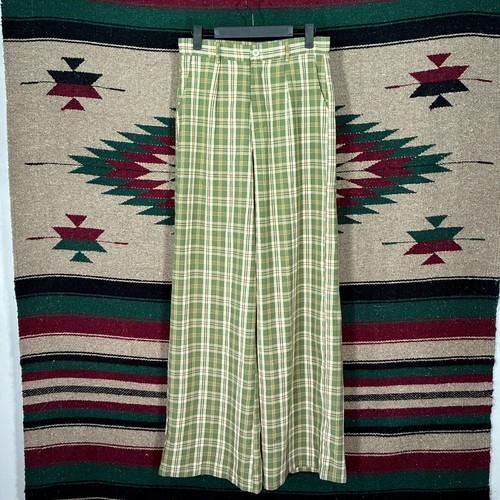 Daisy street green - daisy, wide