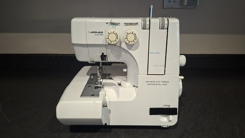 Jaguar 099 overlocker sewing - 099,