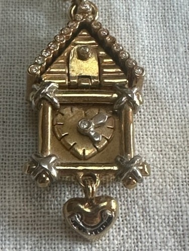Older pre owned - juicy, couture