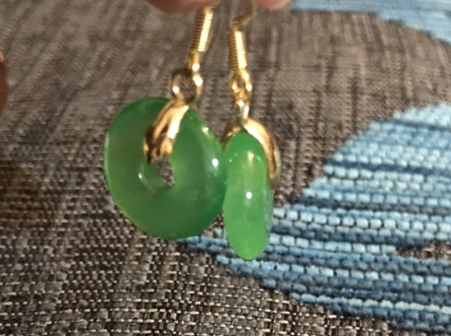 Vintage style jewellery - vintage,