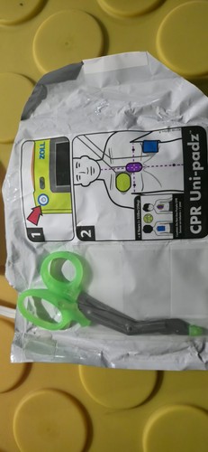 Zoll cpr padz defibrillator - cpr-d-padz,
