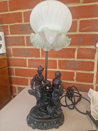Large vintage lamp - with, lilly