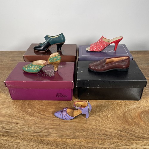 Just the right shoe penny - right,
