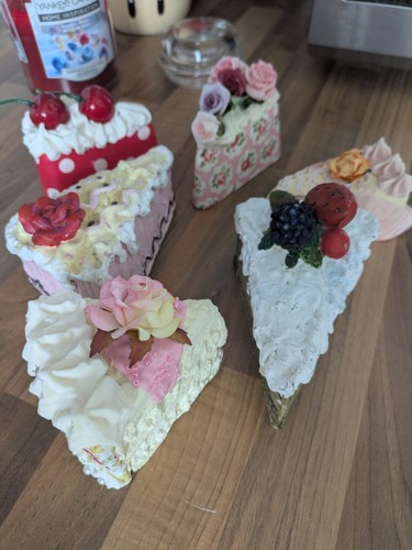 Fake artificial display cake - ,