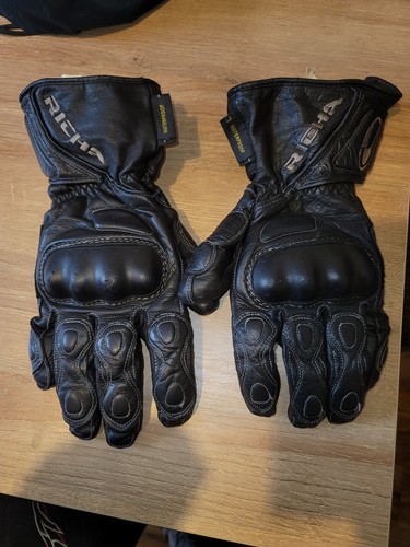 Richa motorcyle gloves - motorcyle,