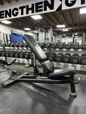 LIFE FITNESS SIGNATURE SERIES