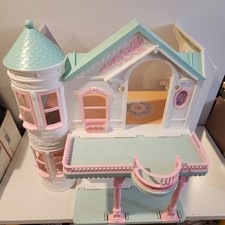 Vintage 1995 Barbie Folding