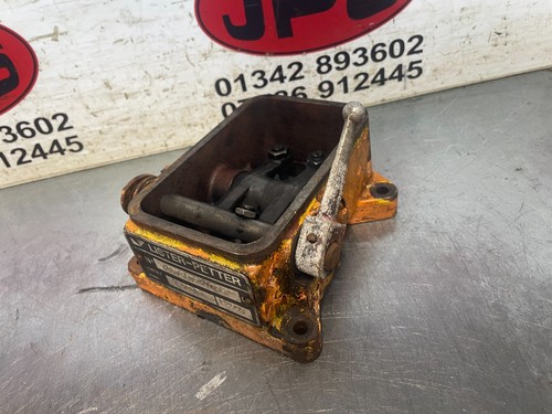 Rocker shaft housing - shaft,