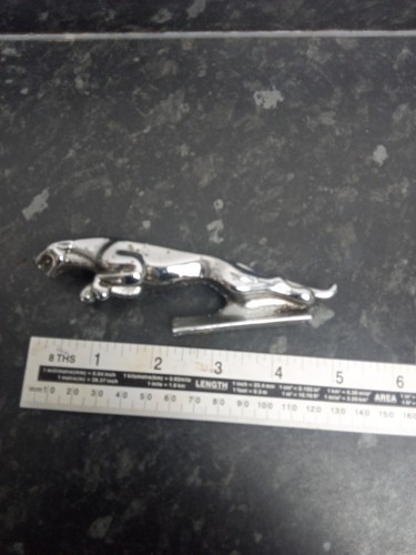 Jaguar reaping bonnet mascot - bonnet,