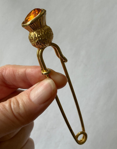 Vintage kilt pin brooch 9cm - brooch,