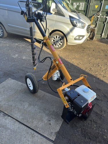 Post hole auger - hole,
