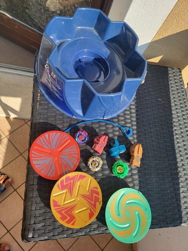 Arena beyblades all - arena,