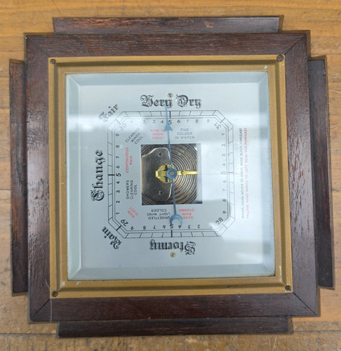 Vintage art deco aneroid - art,