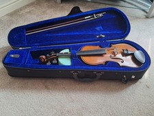 USED VIOLIN IN BLACK CASE