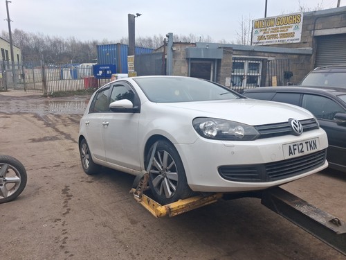 Volkswagen golf 2012 mk6 - volkswagen,