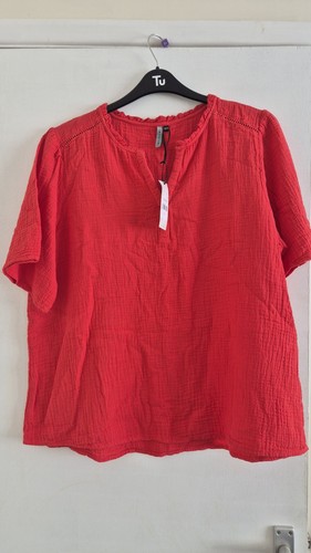 New gorgeous coral top - top, by