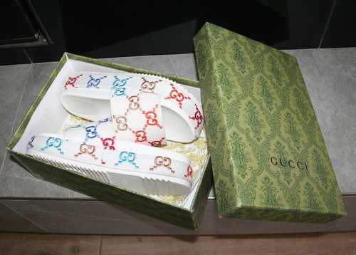 Gucci platform sliders multi - sliders,