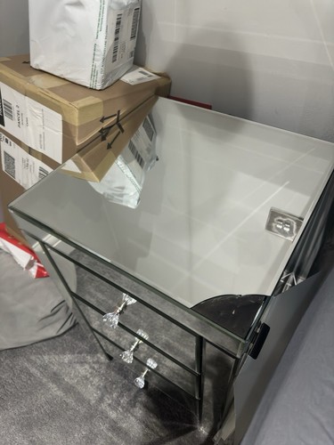 One mirrored bedside table - ,