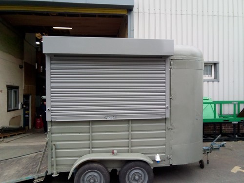Roller shutter door for horse - roller,