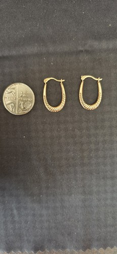 Gorgeous 9ct yellow - gorgeous,