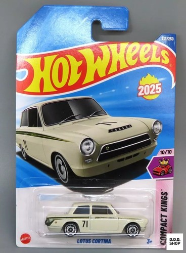 Miniature car lotus - 1/64,