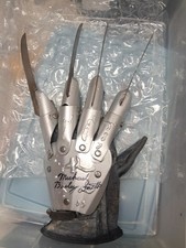 Super Freddy Krueger Left hand