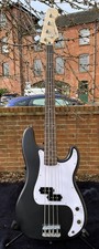Fender Squier Precision Bass