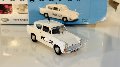 Vanguards scale va00120 - 1/43,