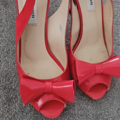 Bennett red patent - l.k.,