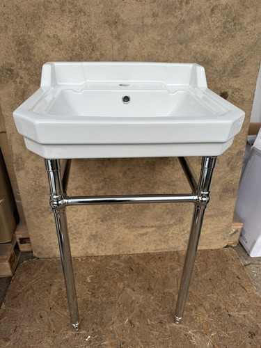 Traditional 560mm bathroom - traditional,
