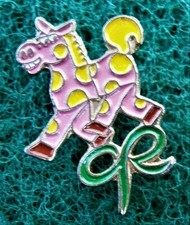 G348*) Enamel pink pantomime