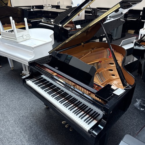 Yamaha grand piano - yamaha,