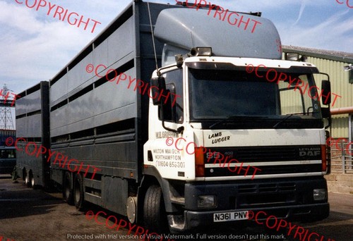 Truck lorry photo - truck/lorry, e