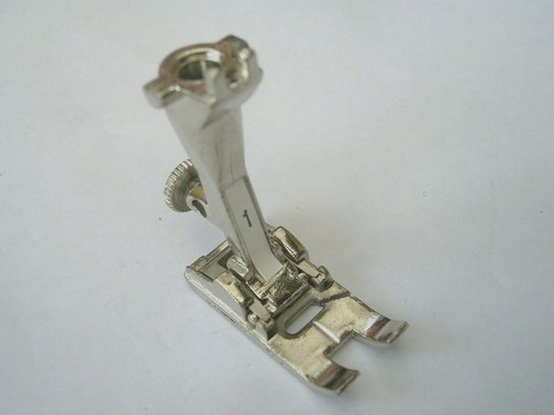 Bernina sewing machine - bernina, zig
