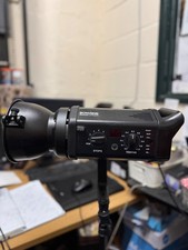 BOWENS GEMINI GM500R BATTERY OR MAINS PRO STUDIO FLASH HEAD WITH RFLECTOR