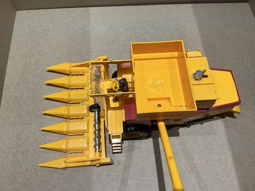Britains 9571 combine - britains,
