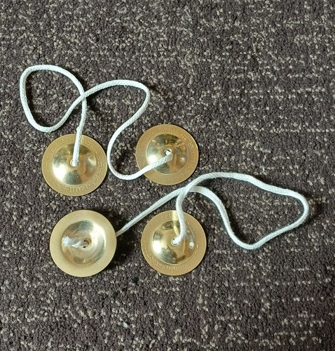 Two pairs hand - hand, cymbals