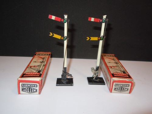 Mettoy railways double - 2,