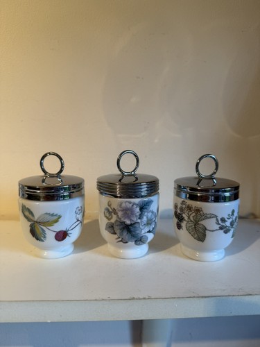 Royal worcester egg - royal,