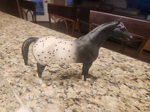 Breyer traditional horse 884 - breyer,