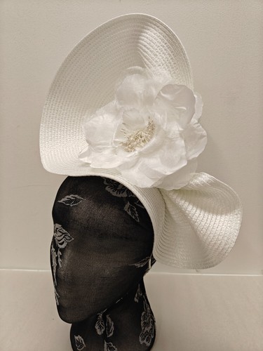 White flower large straw - white,