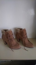 NEW UGG BOOTS. ANALISE SUEDE